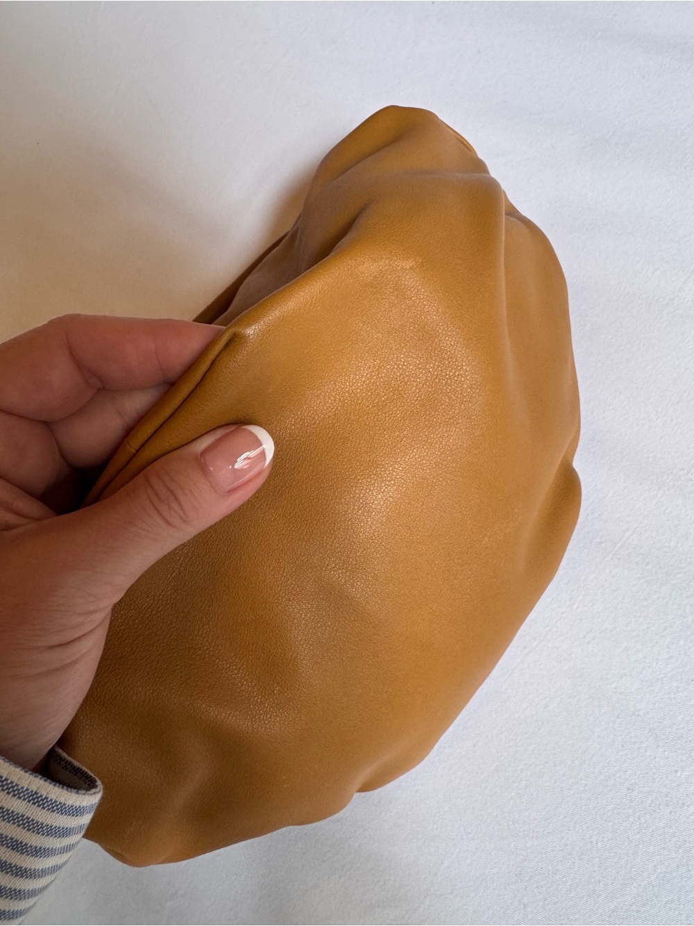 Bottega Veneta Caramel Tan Double Knot Shoulder Bag - Picture 3 of 6